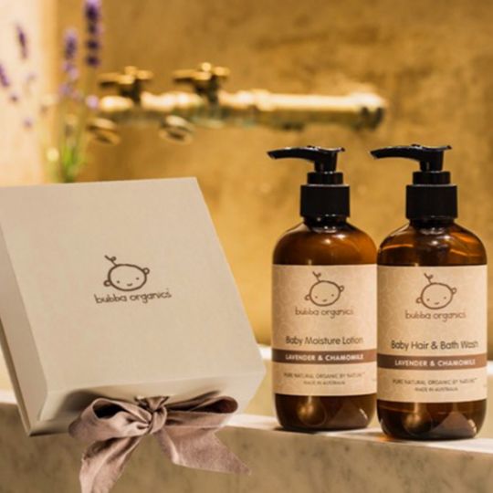 Lavender And Camomile Bath And Body Set